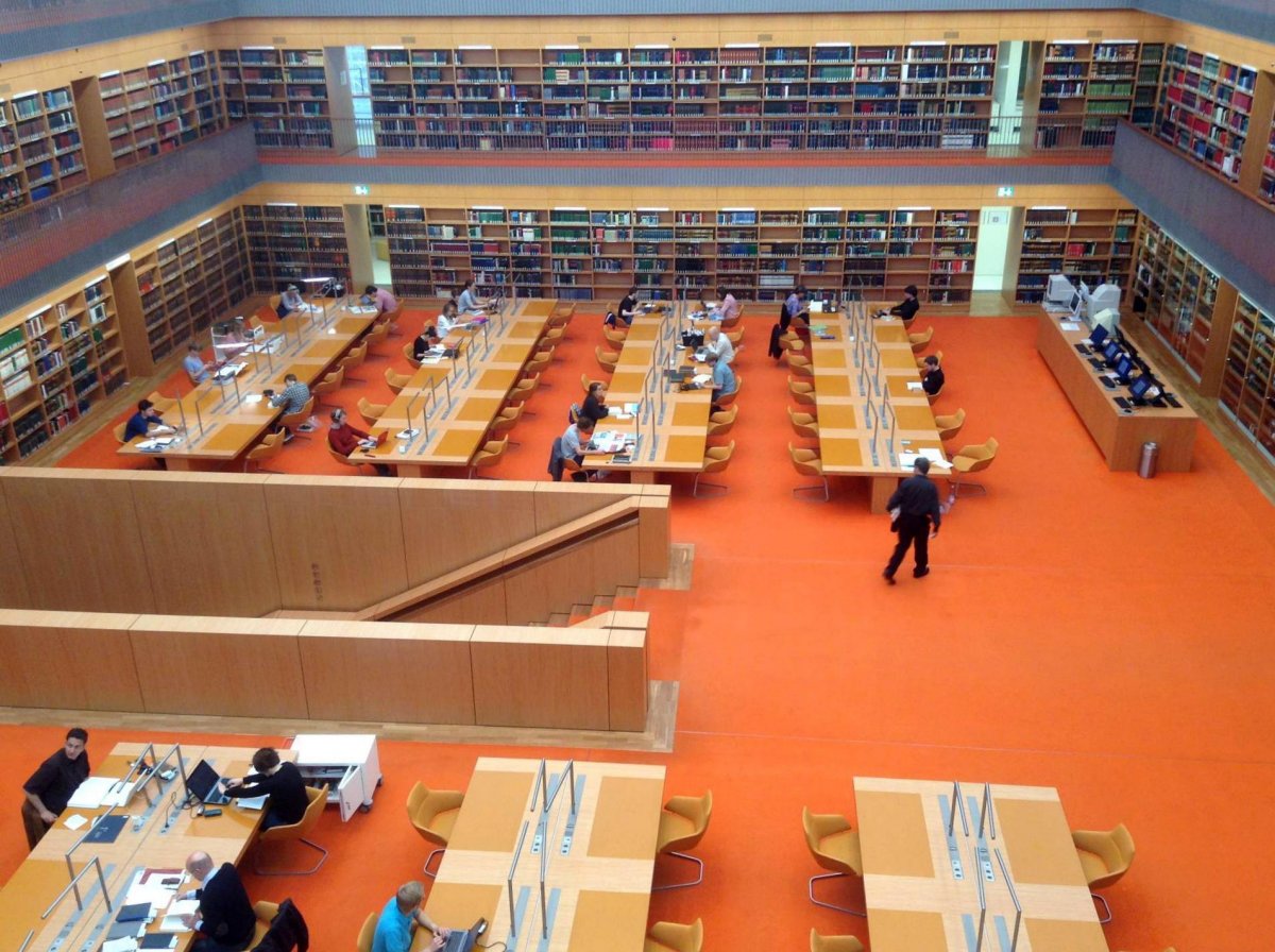 Hlavní studovna ve Státní knihovně v Berlíně (Unter den Linden) Foto: Marie Šedá