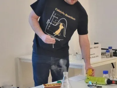 Science café - Jan Havlík Katalyzátory - Tajní hrdinové