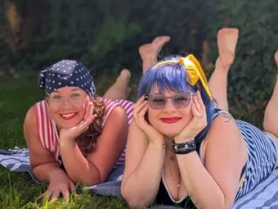 Módní přehlídka v dobových plavkách