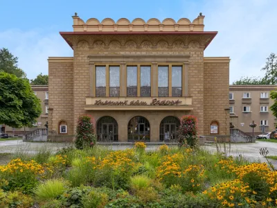 Na trase výletu - kulturní dům Radost, foto: archiv Městské knihovny Havířov