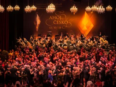 Ples v Opeře Lipsko