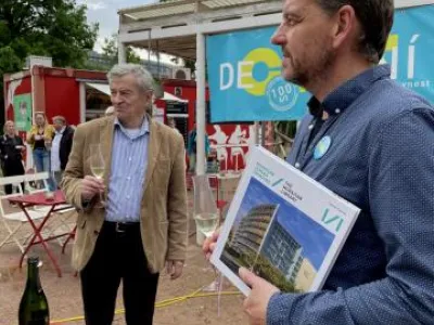 DeCENTní slavnost – 100 let MZK  DeCENTní slavnost – 100 let MZK