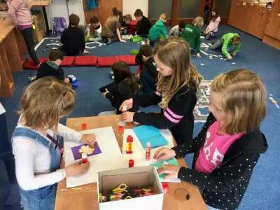 Městská knihovna Tišnov - kreativní laboratoř Městská knihovna Tišnov - kreativní laboratoř