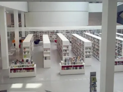 Městská a zemská knihovna v Postupimi – interiér Foto: Barbora Buchtová  