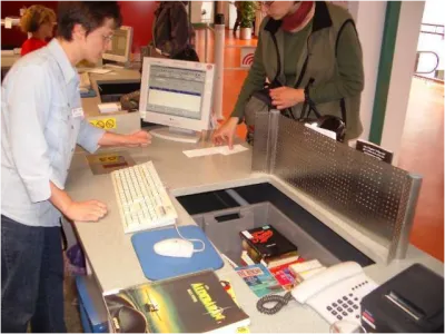 Chemnitz - výpůjční pult knihovny Chemnitz - výpůjční pult knihovny