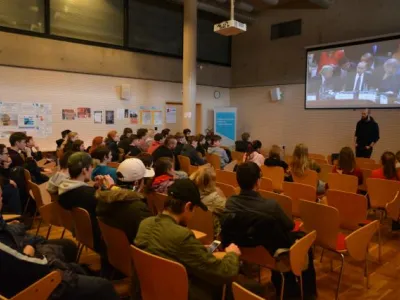 Zvol si info: Dávka chemtrails, fake news a kritického myšlení! Zvol si info: Dávka chemtrails, fake news a kritického myšlení!