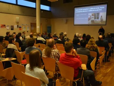 Zvol si info: Dávka chemtrails, fake news a kritického myšlení! Zvol si info: Dávka chemtrails, fake news a kritického myšlení!