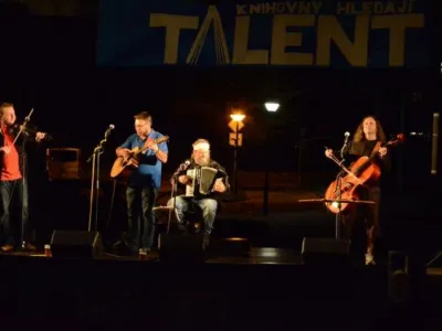 Knihovnický happening na Vsetíně Knihovnický happening na Vsetíně