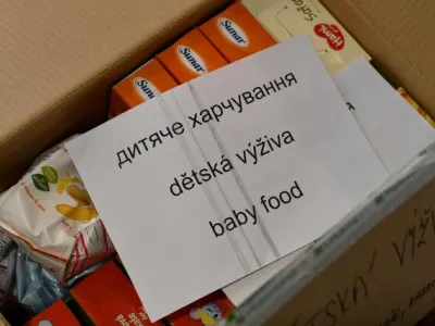 Balení materiální pomoci