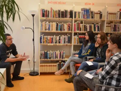 Živá knihovna v Masarykově veřejné knihovně Vsetín Živá knihovna v Masarykově veřejné knihovně Vsetín