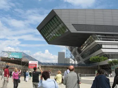 Celkový pohled na knihovnu Celkový pohled na knihovnu