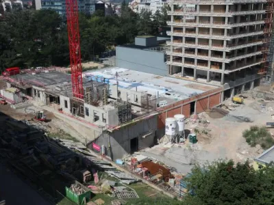 Průběh rekonstrukce a výstavby depozitáře H1 Průběh rekonstrukce a výstavby depozitáře H1