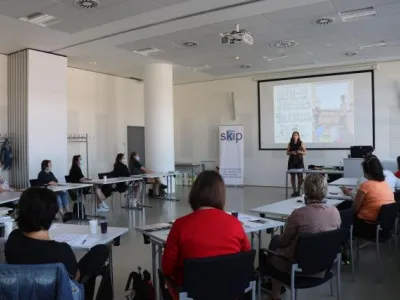 Čtenářské kluby a workshopy v knihovnách - workshop Kláry Smolíkové