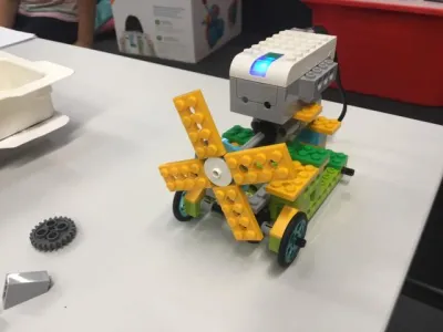 Lego robotika v Centru technického vzdělávání Půda Lego robotika v Centru technického vzdělávání Půda