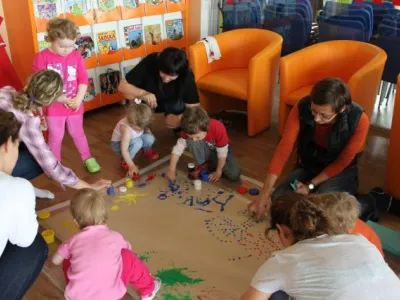 Škvrňata a batolata do knihovny na to tata  Škvrňata a batolata do knihovny na to tata