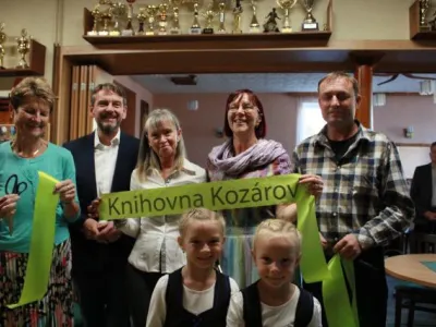 Obecní knihovna Kozárov - slavnostní otevření knihovny, foto: archiv obce Kozárov