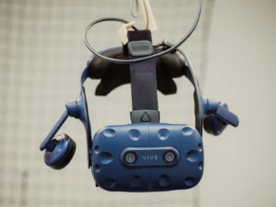 virtuální realita (HTC Vive Pro) virtuální realita (HTC Vive Pro)