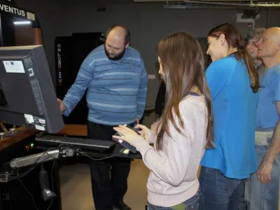 Návštěva digitalizačního pracoviště při exkurzi 21.3.2016, foto Pavel Albert