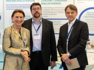 Otevření českého stánku - za českou stranu zleva Tomáš Řehák a Tomáš Kubíček Otevření českého stánku - za českou stranu zleva Tomáš Řehák a Tomáš Kubíček