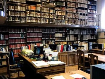 Pracovní zátiší knihovnických pracovníků v Biblioteca Universitaria di Padova