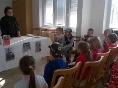 Noc s Andersenem v Knihovně Šebrov Noc s Andersenem v Knihovně Šebrov