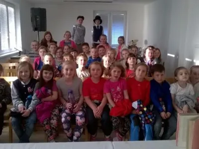 Noc s Andersenem v knihovně Šebrov Noc s Andersenem v knihovně Šebrov