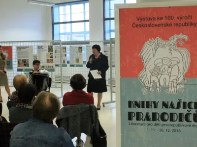 Vernisáž výstavy se konala 31. října 2018, úvodní slovo měla paní ředitelka knihovny PhDr. Zdeňka Friedlová, hudebně pořad doprovodil nadaný