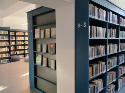 Stará budova: dospělé oddělení - beletrie