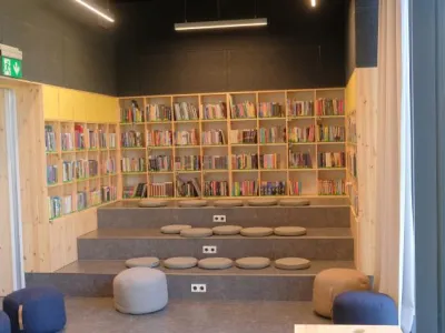 Přístavba: dětské oddělení - oddělitelná místnost pro děti 8-12 let, pobytové schodiště