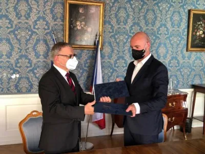 Ministři kultury a školství podepisují Memorandum o meziresortní spolupráci  Ministři kultury a školství podepisují Memorandum o meziresortní spolupráci