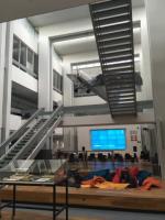 Atrium knihovny DTU, která slouží jako univerzitní laboratoř pro testování chytrých technologií, foto: Klára Rösslerová